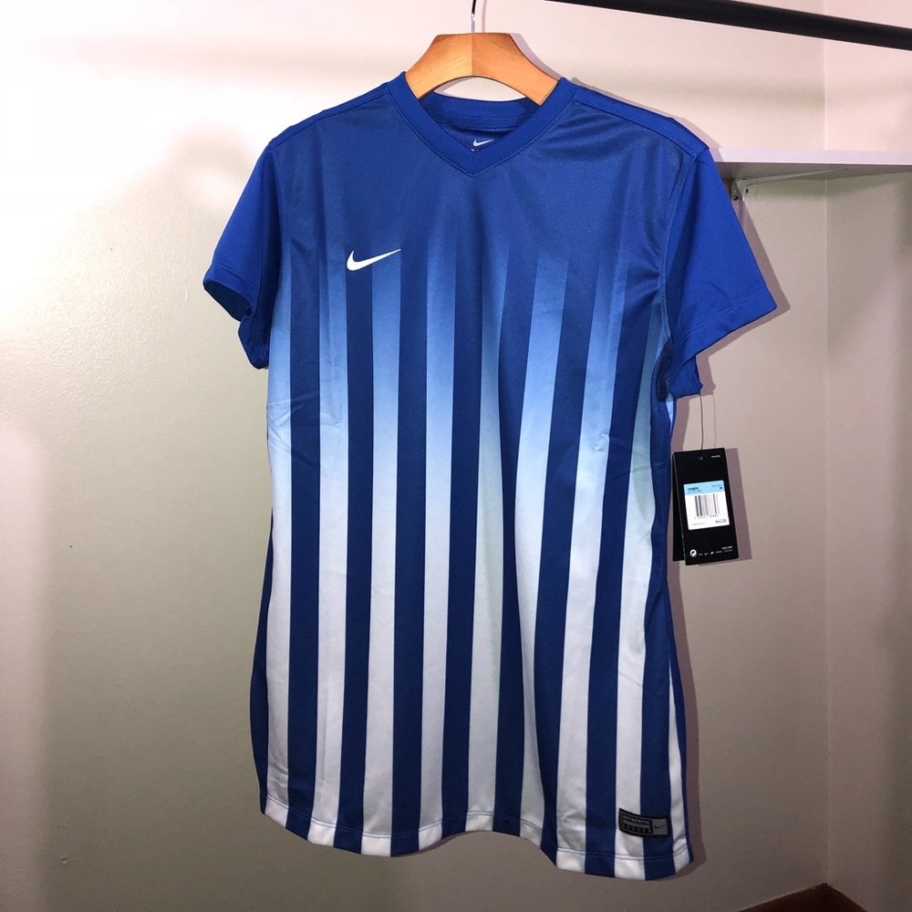 Nike Soccer Jersey Women Size Medium